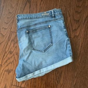 LC Lauren Conrad Jean Shorts